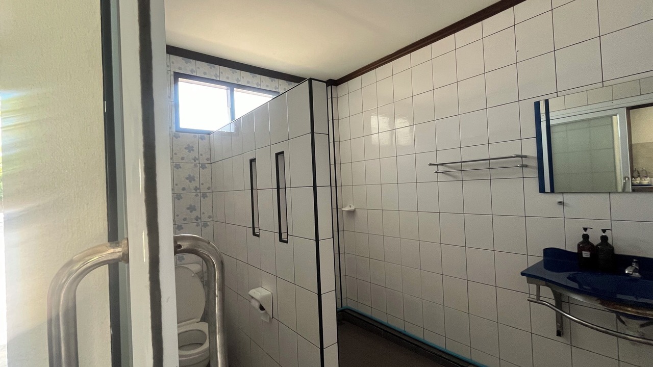 Photo of Bathroom in Chomphu