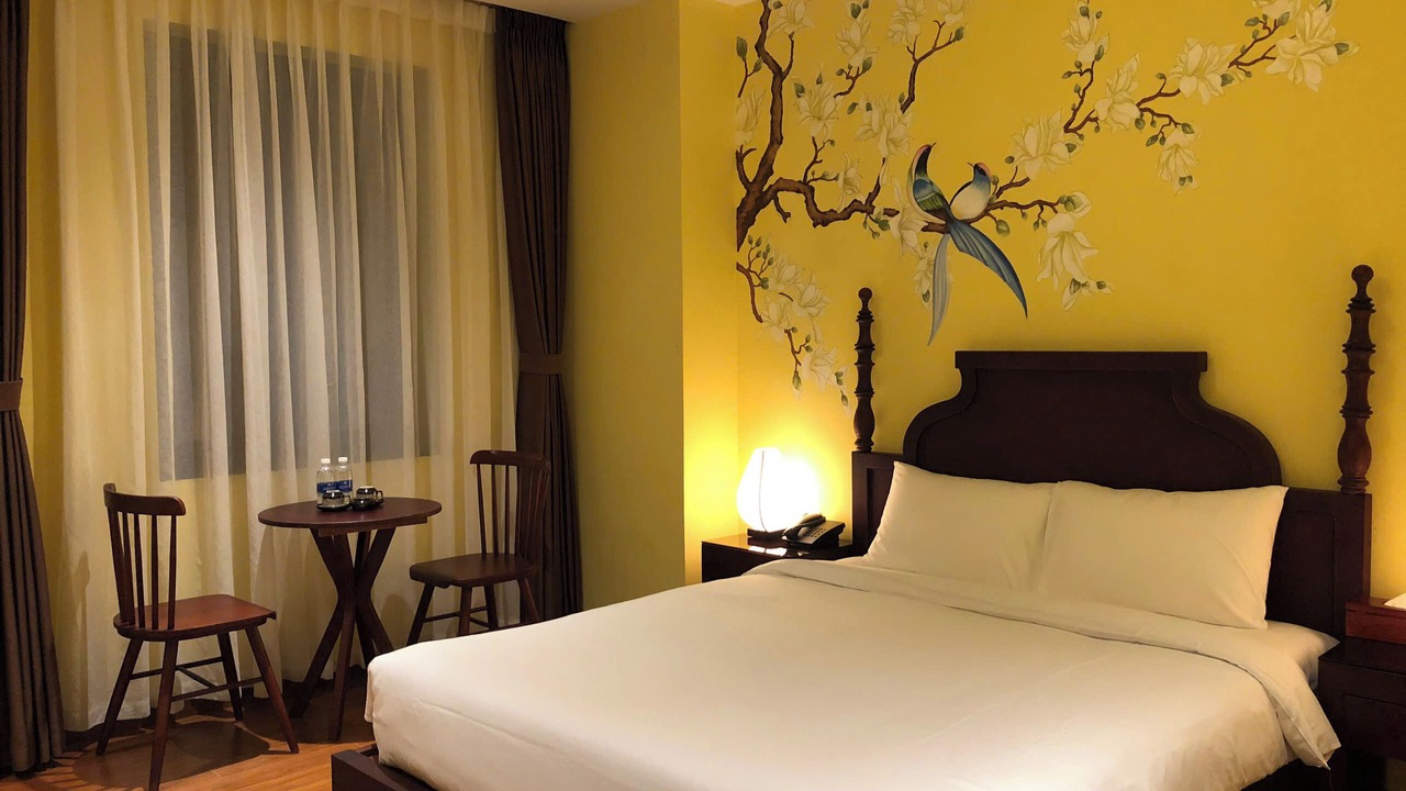 Photo of Bedroom in Trung Hoa Nhan Chinh