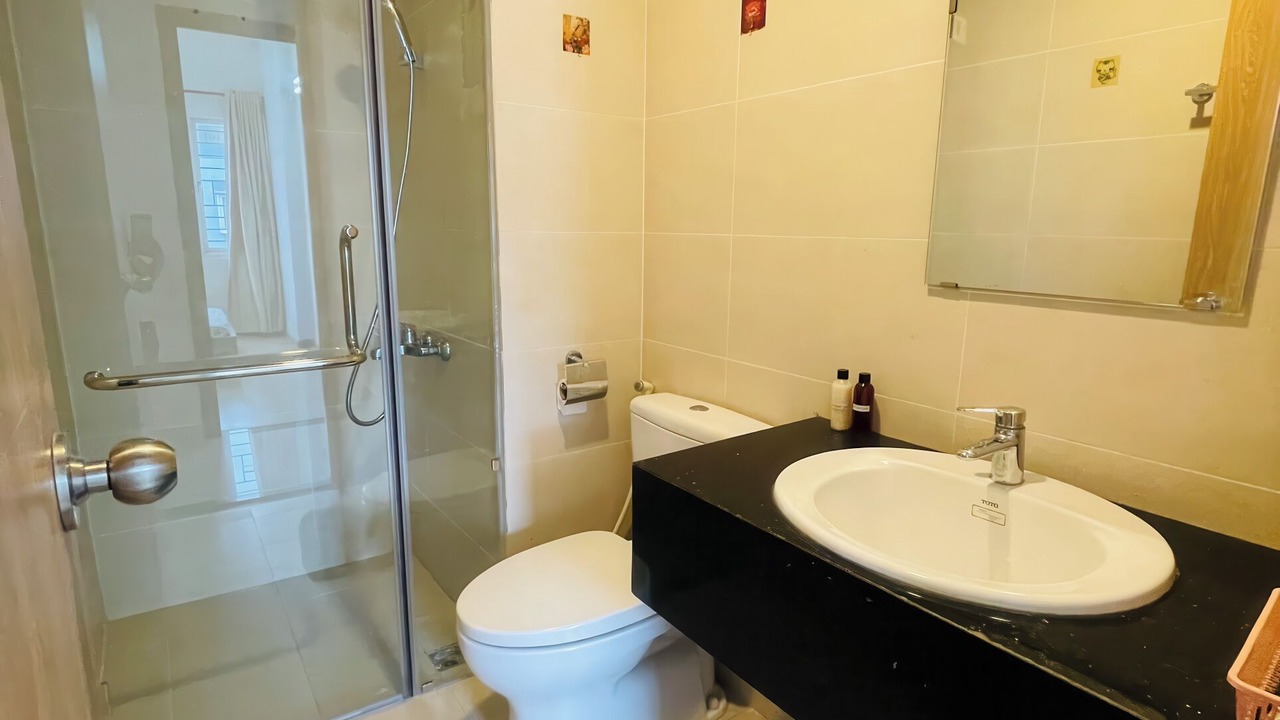 Photo of Bathroom in District 10