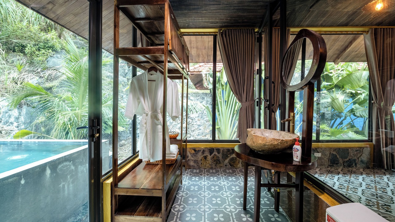 Photo of Bathroom in Hoa Lu