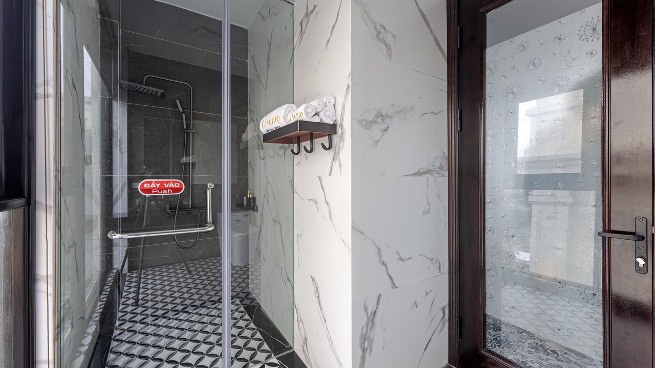 Photo of Bathroom in Hoa Lu