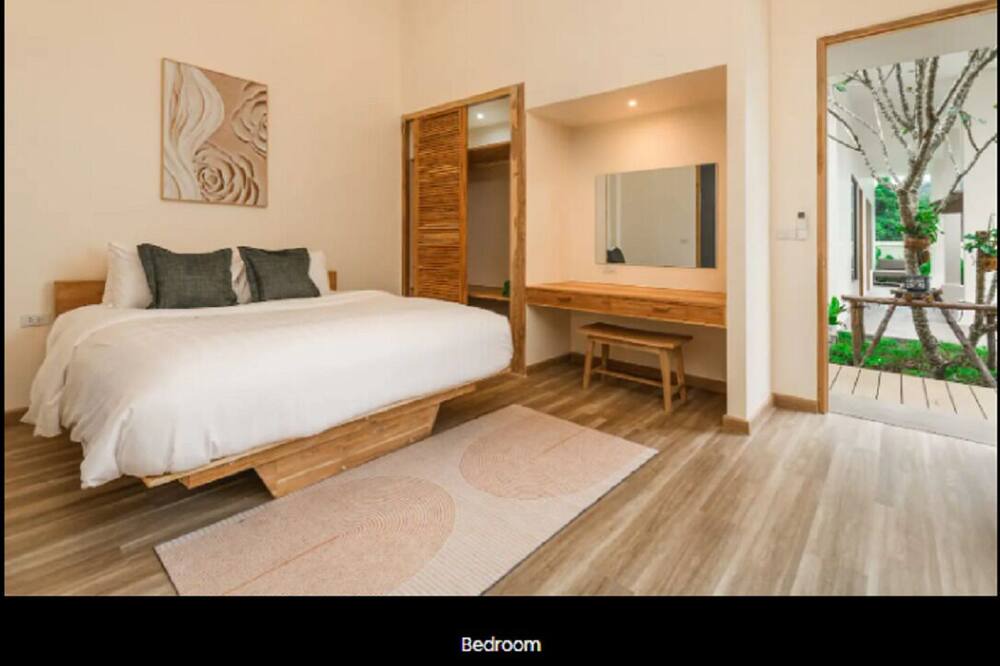 Photo of Bedroom in Ko Kaeo