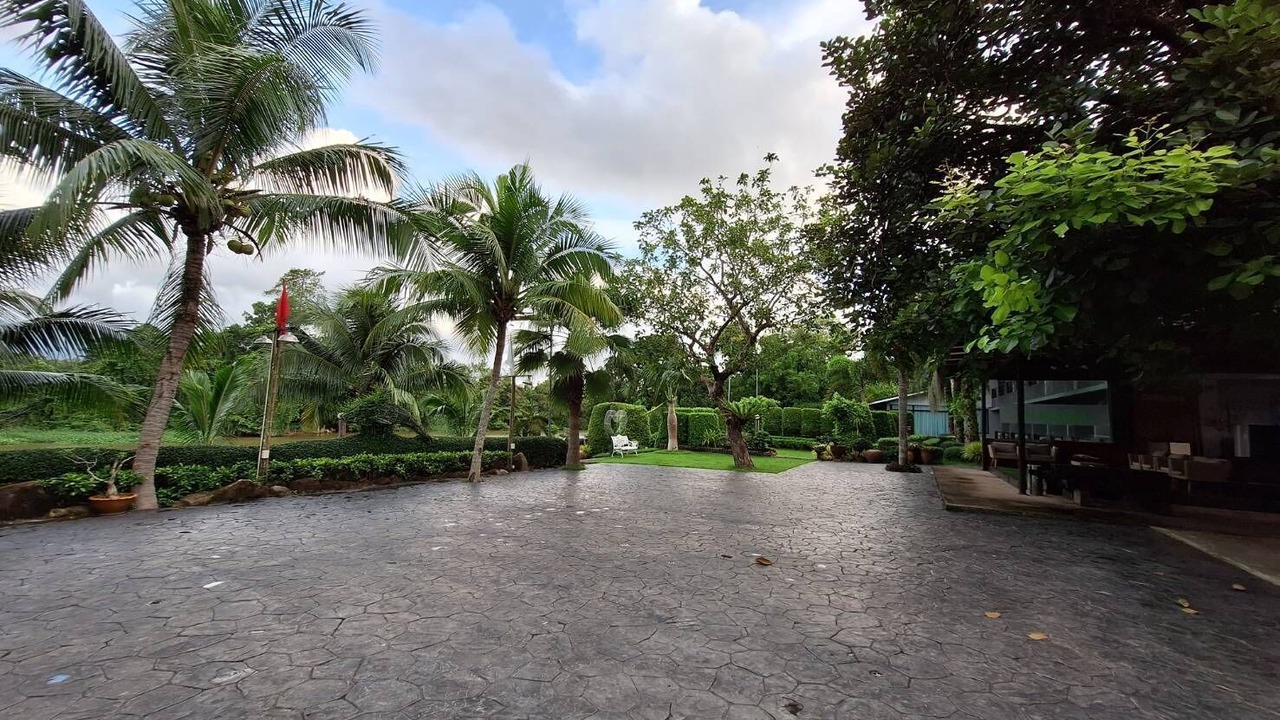 Photo of Outdoor in Makham