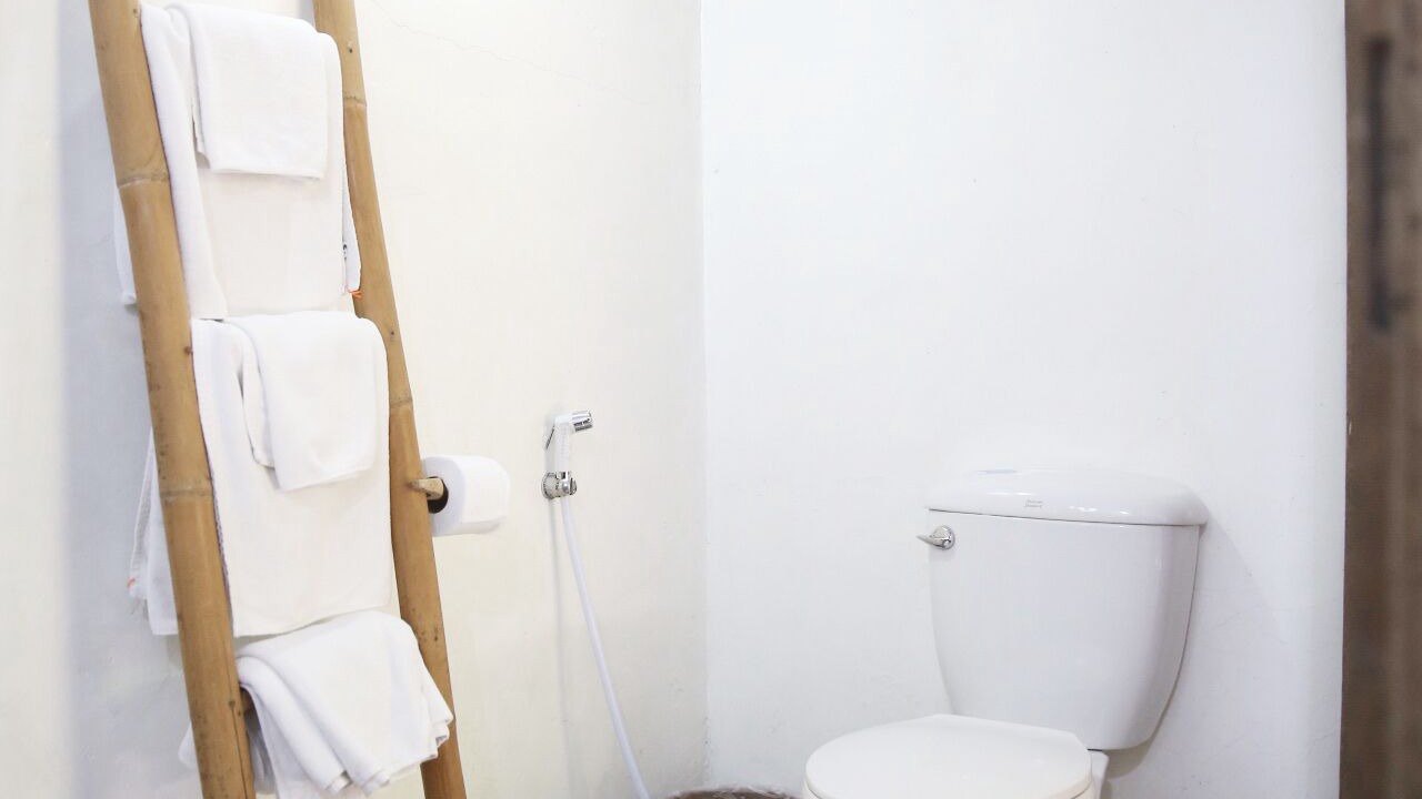 Photo of Bathroom in Wat Ket