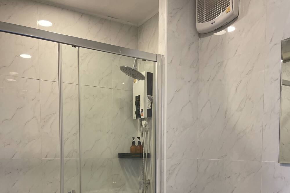 Photo of Bathroom in Pua