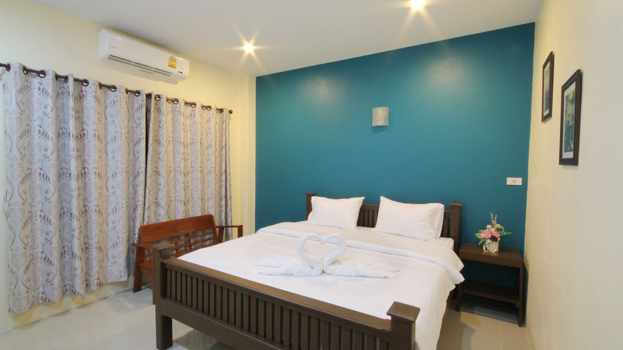 Photo of Bedroom in Thani