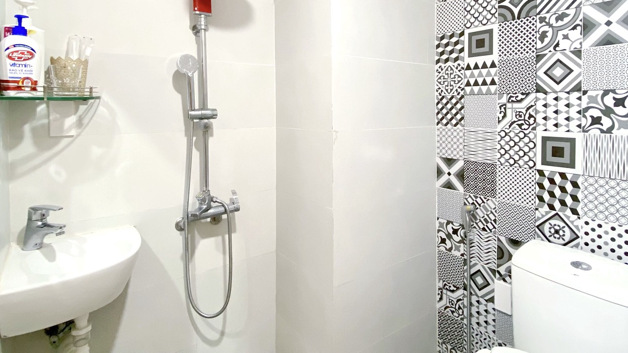 Photo of Bathroom in Ngu Hanh Son