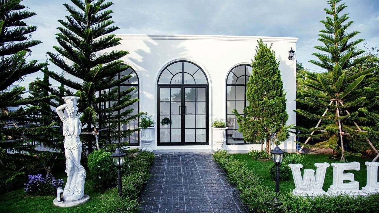 Photo of Outdoor in Dan Khun Thot