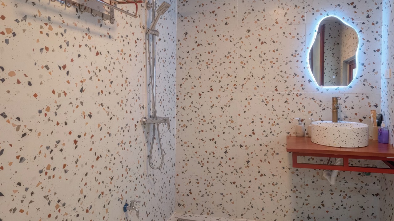 Photo of Bathroom in Hoa Lu