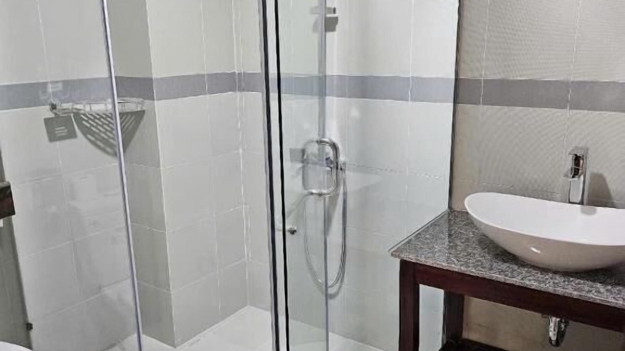 Photo of Bathroom in Ong Lang