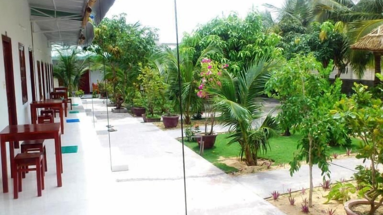 Photo of Patio Balcony in East Ham Tien Beach