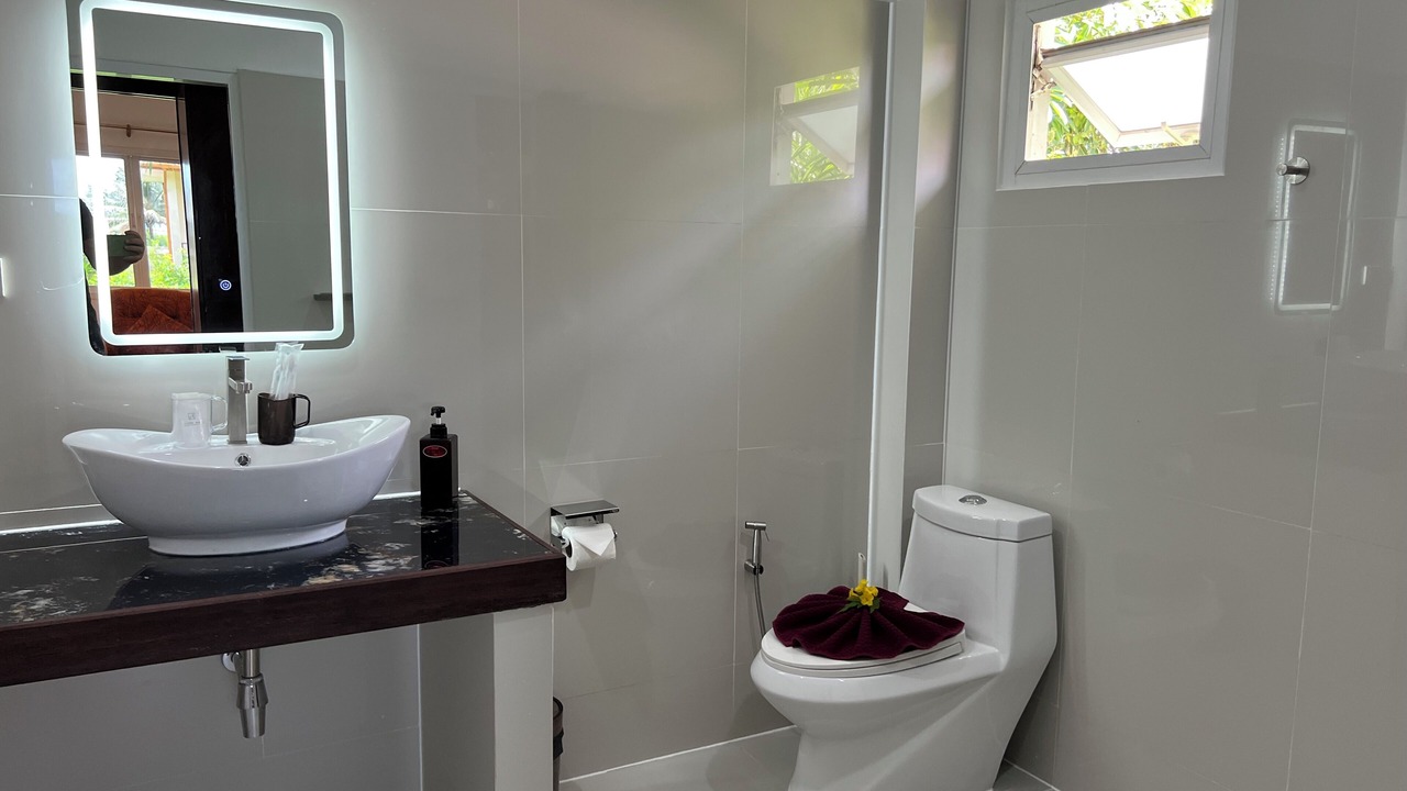 Photo of Bathroom in Sathing Phra