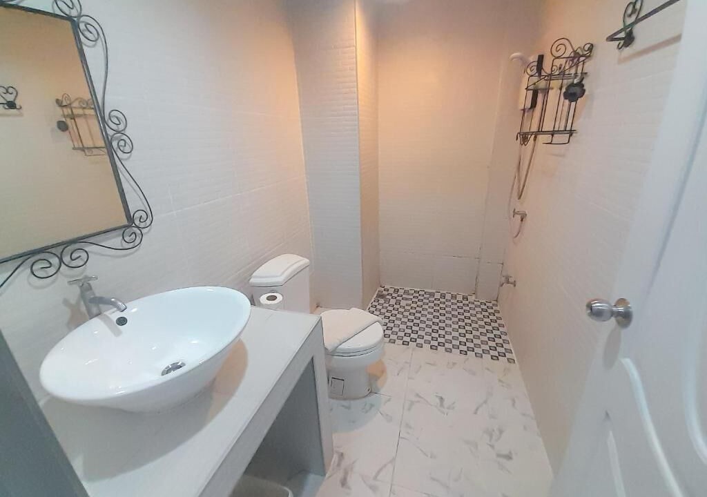 Photo of Bathroom in Hua Wiang