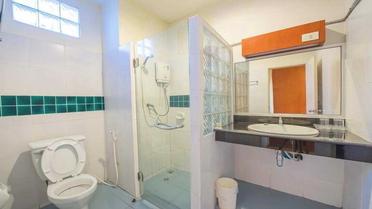 Photo of Bathroom in Nong Khon Kwang