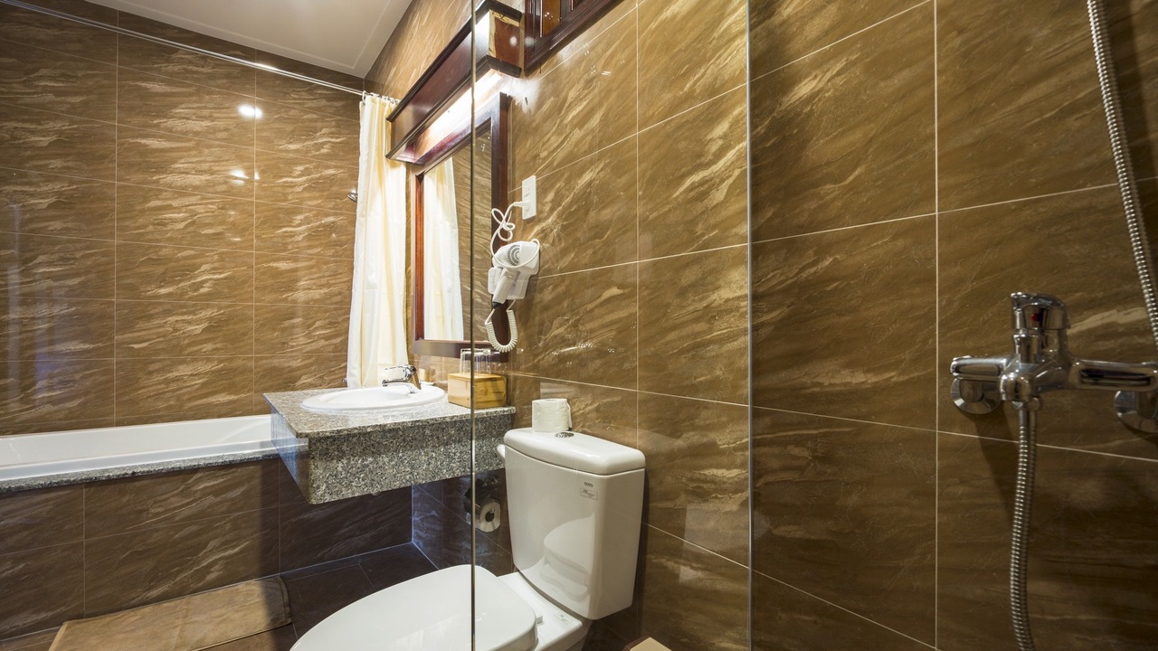 Photo of Bathroom in Ba Keo