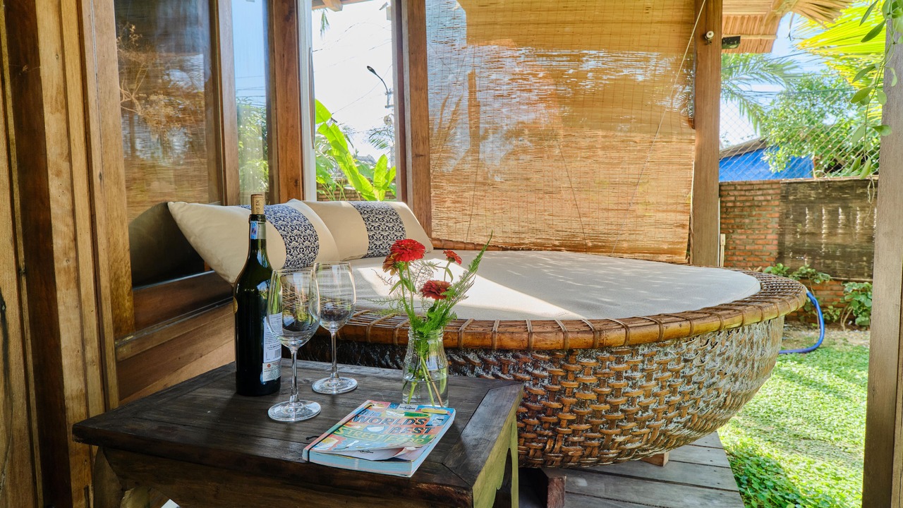 Photo of Patio Balcony in Cam An