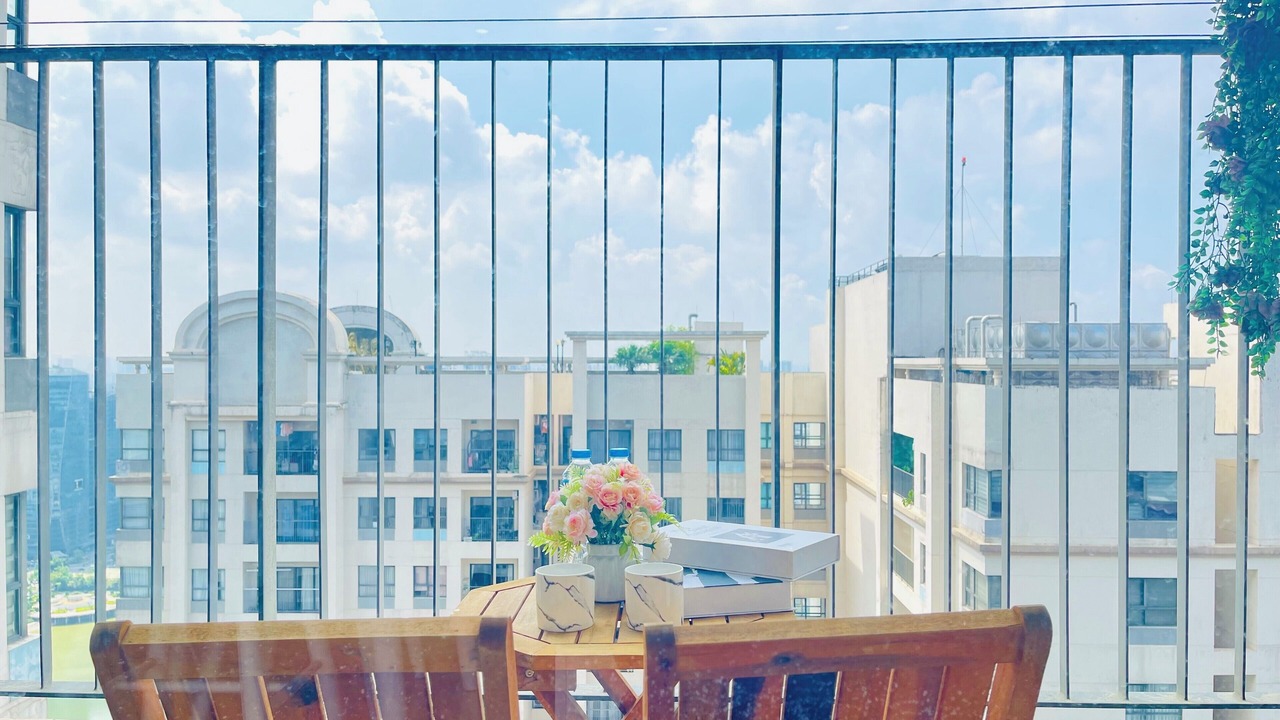 Photo of Patio Balcony in Trung Hoa Nhan Chinh