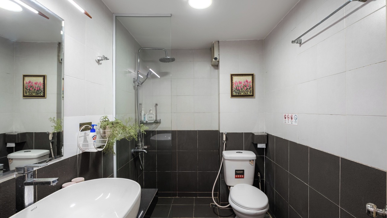 Photo of Bathroom in Hoan Kiem