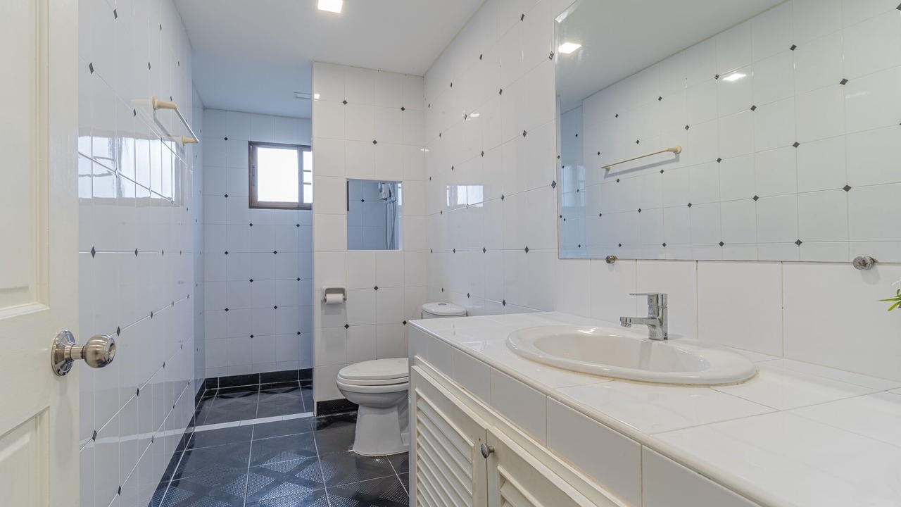 Photo of Bathroom in Nong Prue
