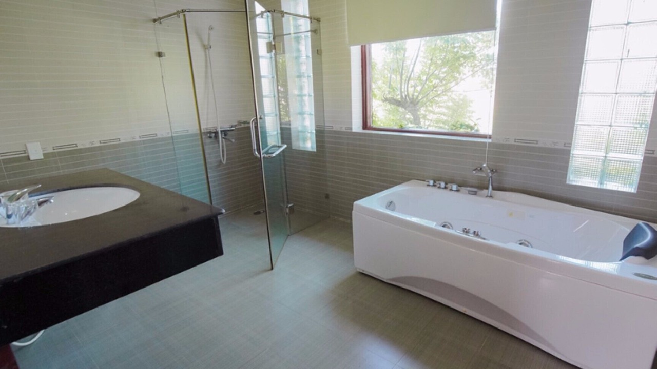 Photo of Bathroom in Thuan An