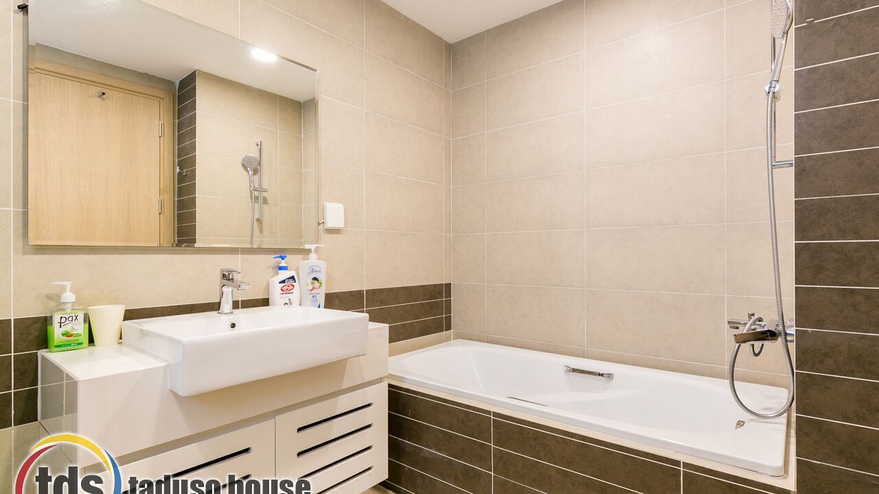 Photo of Bathroom in Bach Dang Riverside