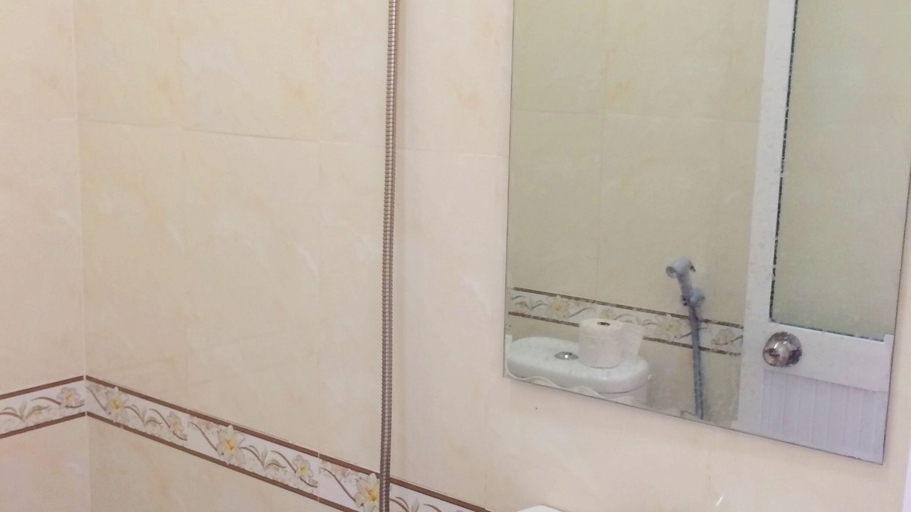 Photo of Bathroom in Old Quarter