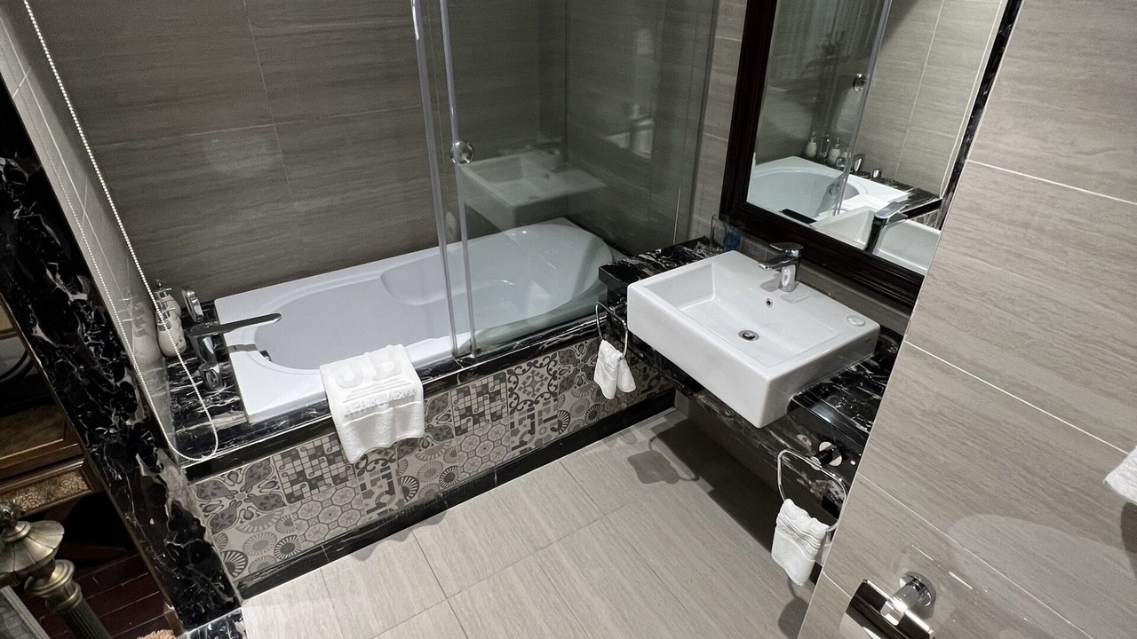 Photo of Bathroom in Bui Thi Xuan