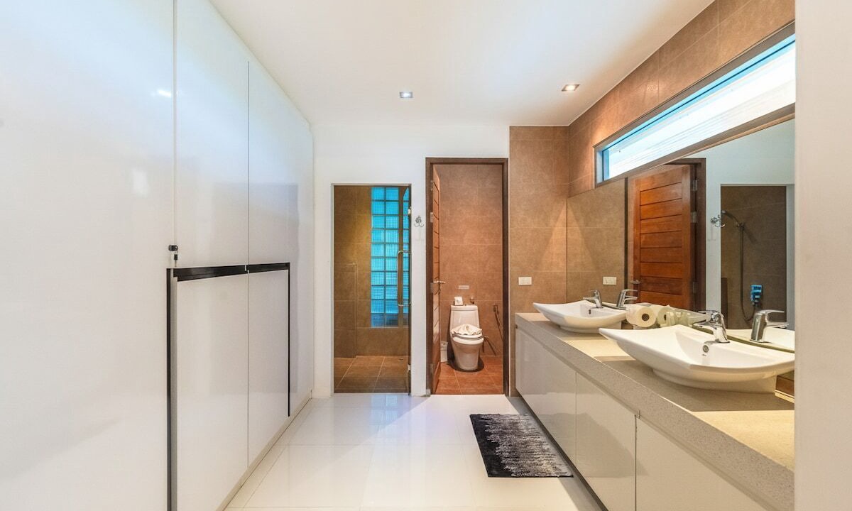 Photo of Bathroom in Ban Saiyuan