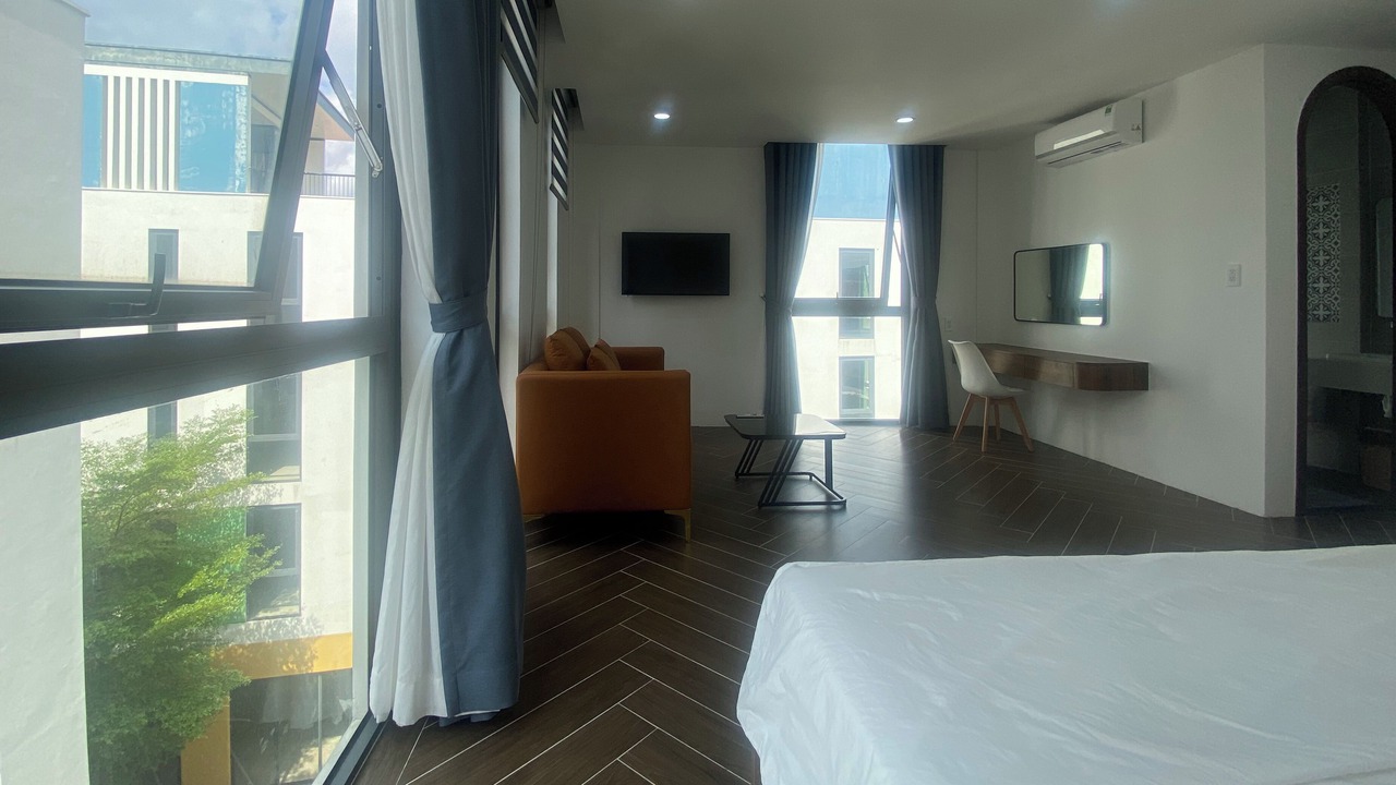 Photo of Bedroom in Long Beach