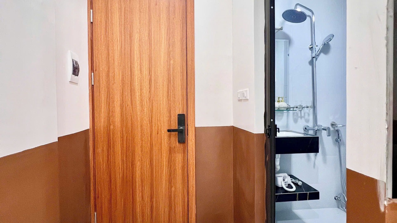 Photo of Bathroom in Van Mieu