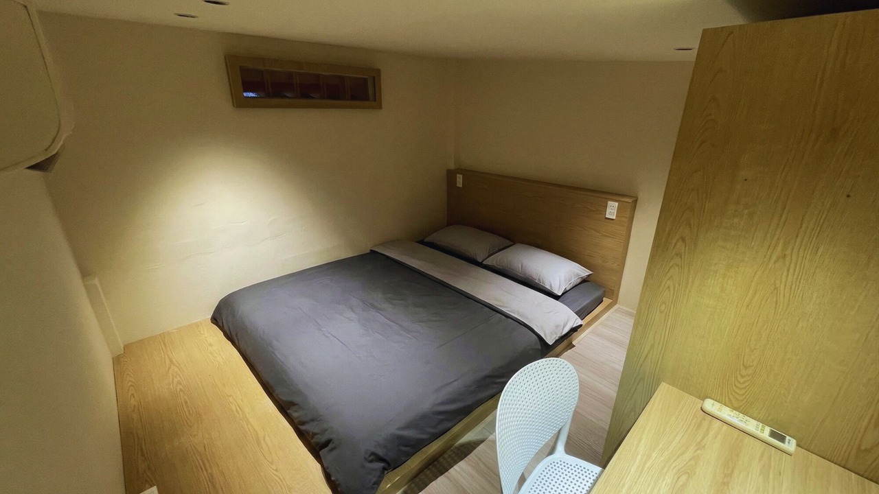 Photo of Bedroom in District 4
