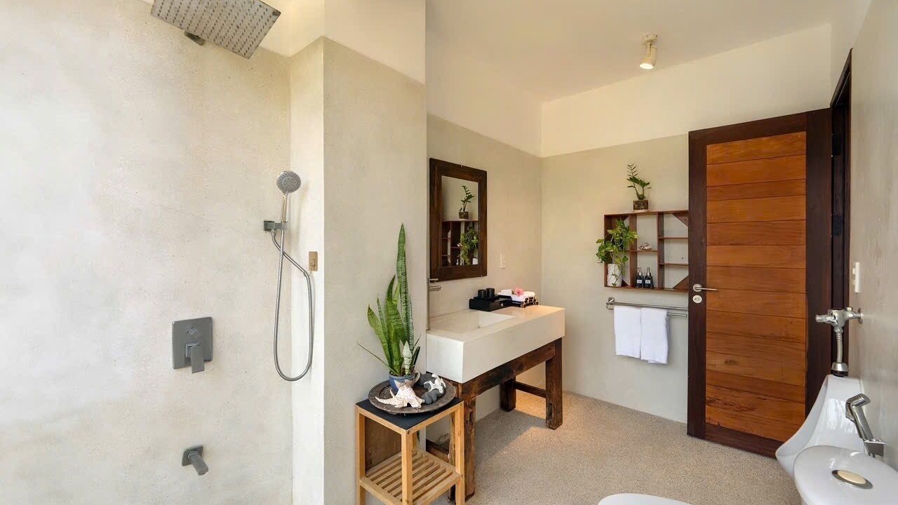 Photo of Bathroom in Cam Chau
