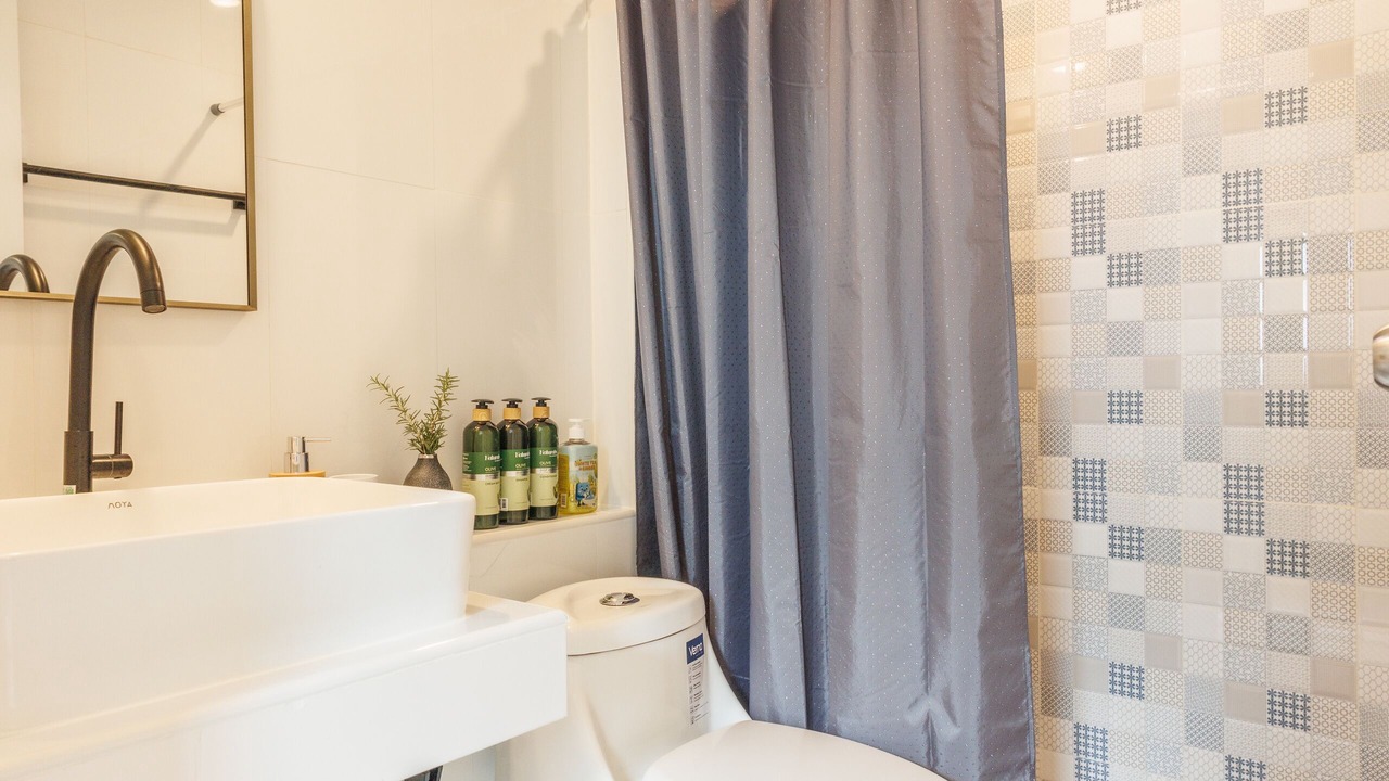 Photo of Bathroom in Pa Daet
