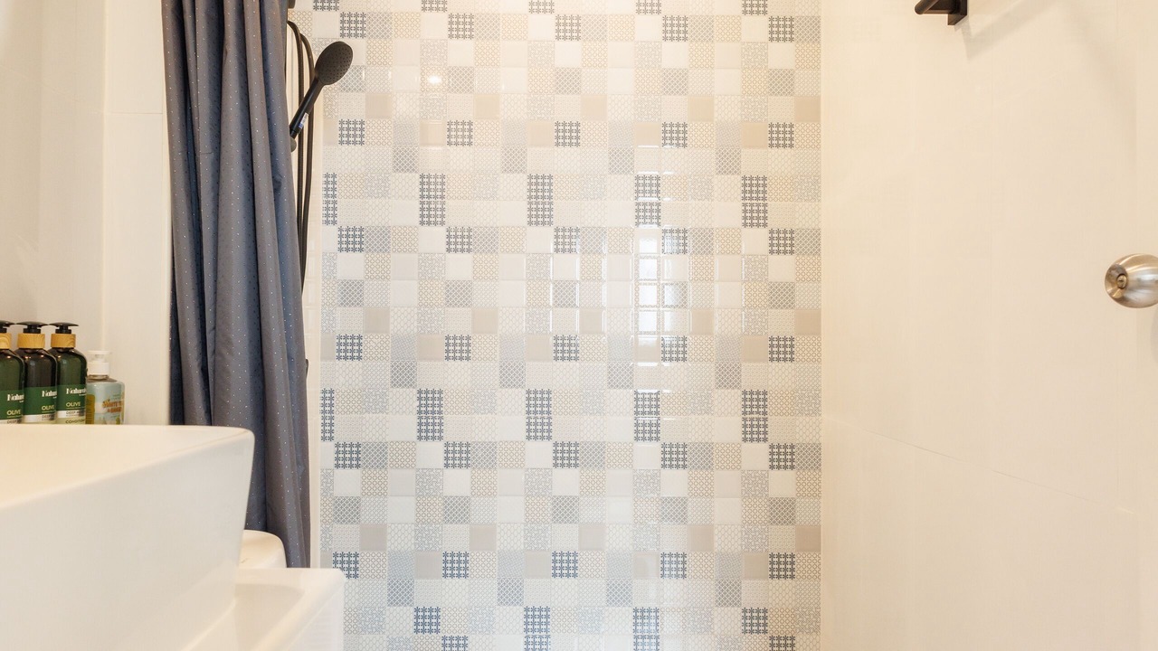 Photo of Bathroom in Pa Daet