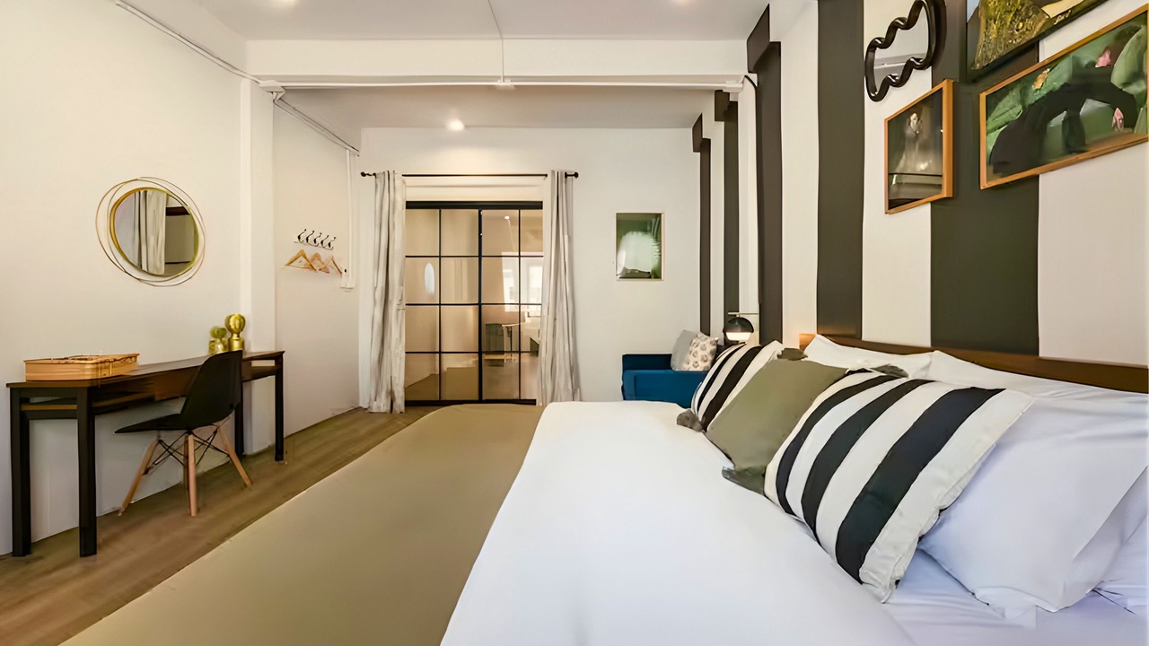 Photo of Bedroom in Phra Khanong