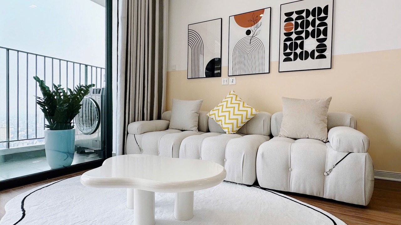 Photo of Bedroom in Trung Hoa Nhan Chinh