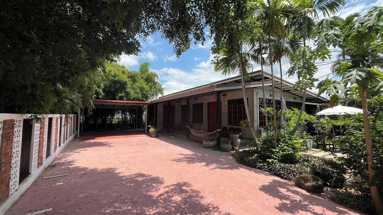 Photo of Outdoor in Saraphi