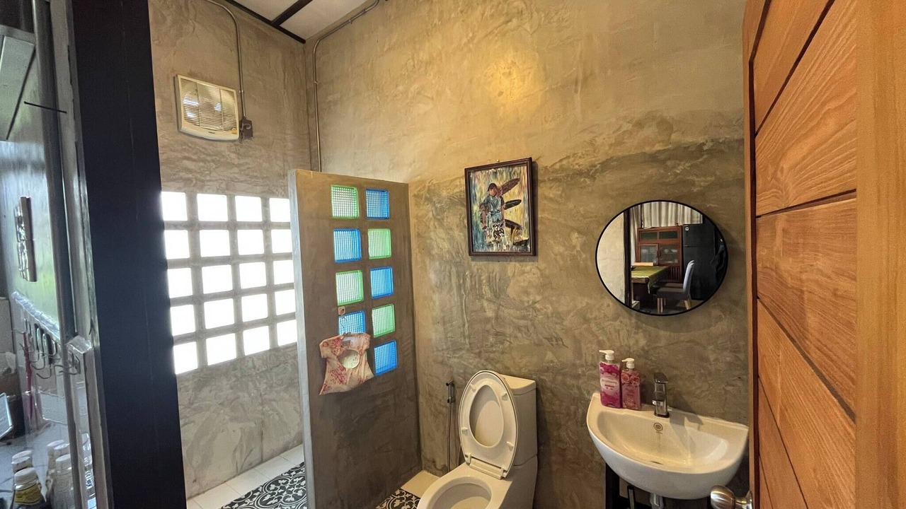 Photo of Bathroom in Saraphi