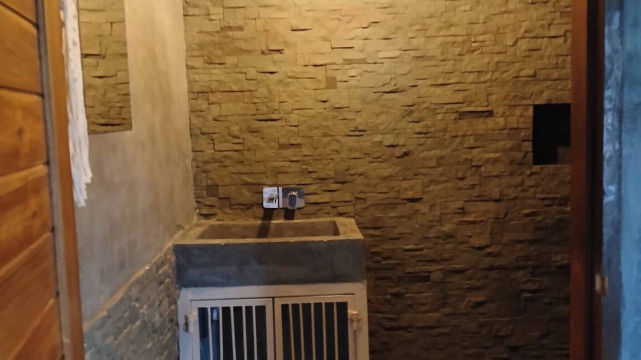 Photo of Bathroom in Saraphi