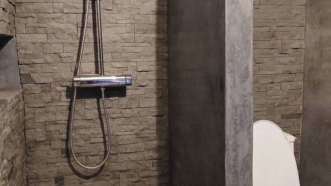 Photo of Bathroom in Saraphi
