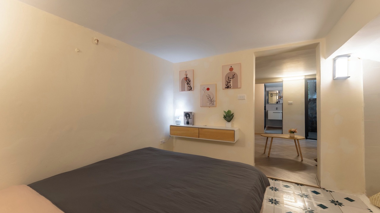 Photo of Bedroom in Hang Buom