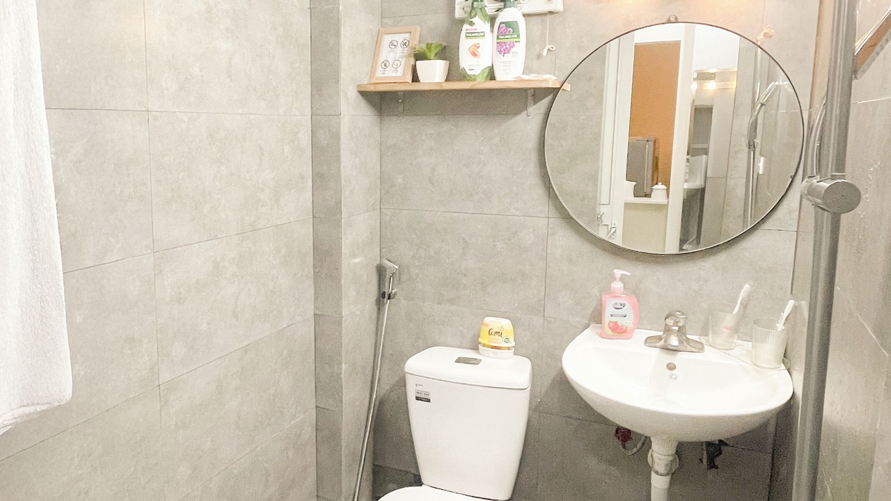 Photo of Bathroom in Old Quarter