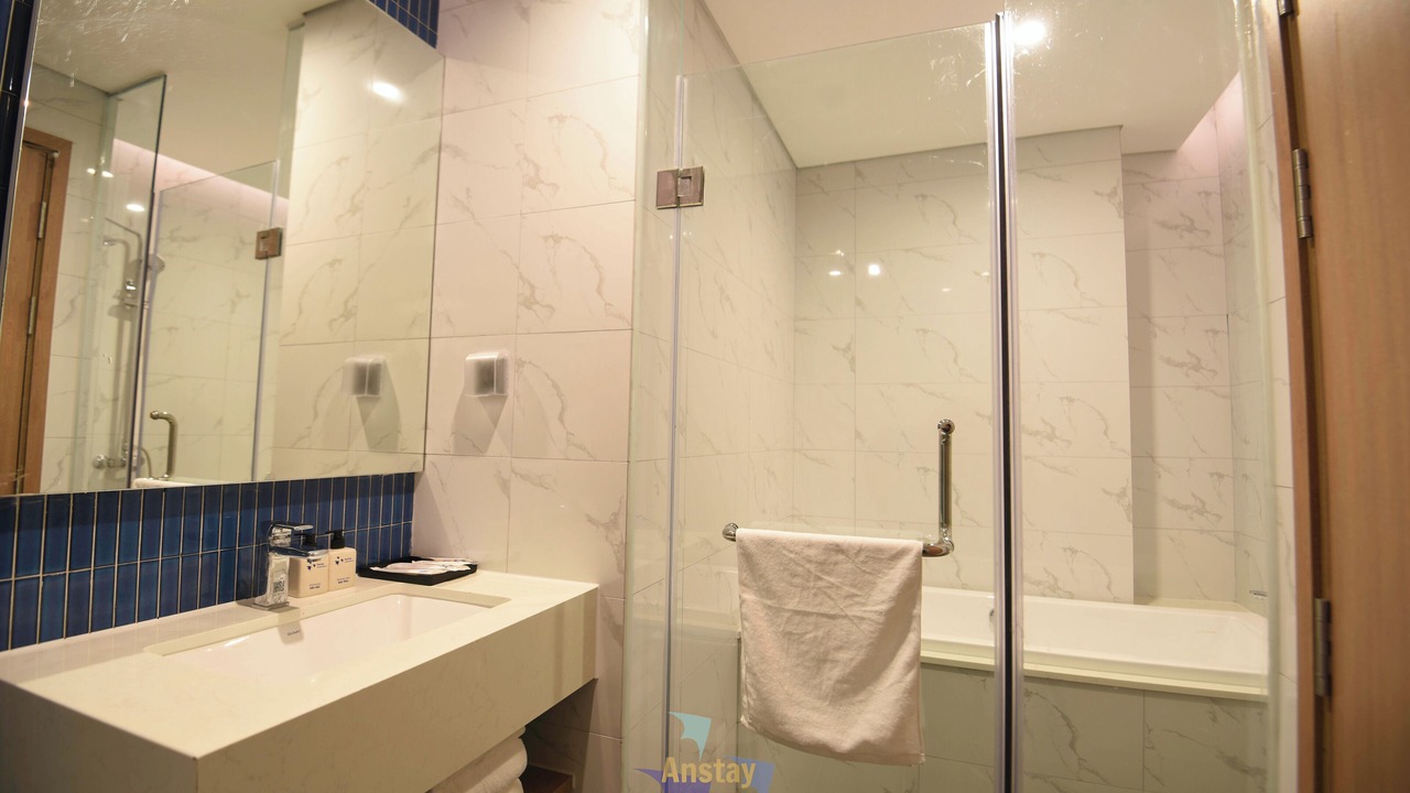 Photo of Bathroom in Ha Long