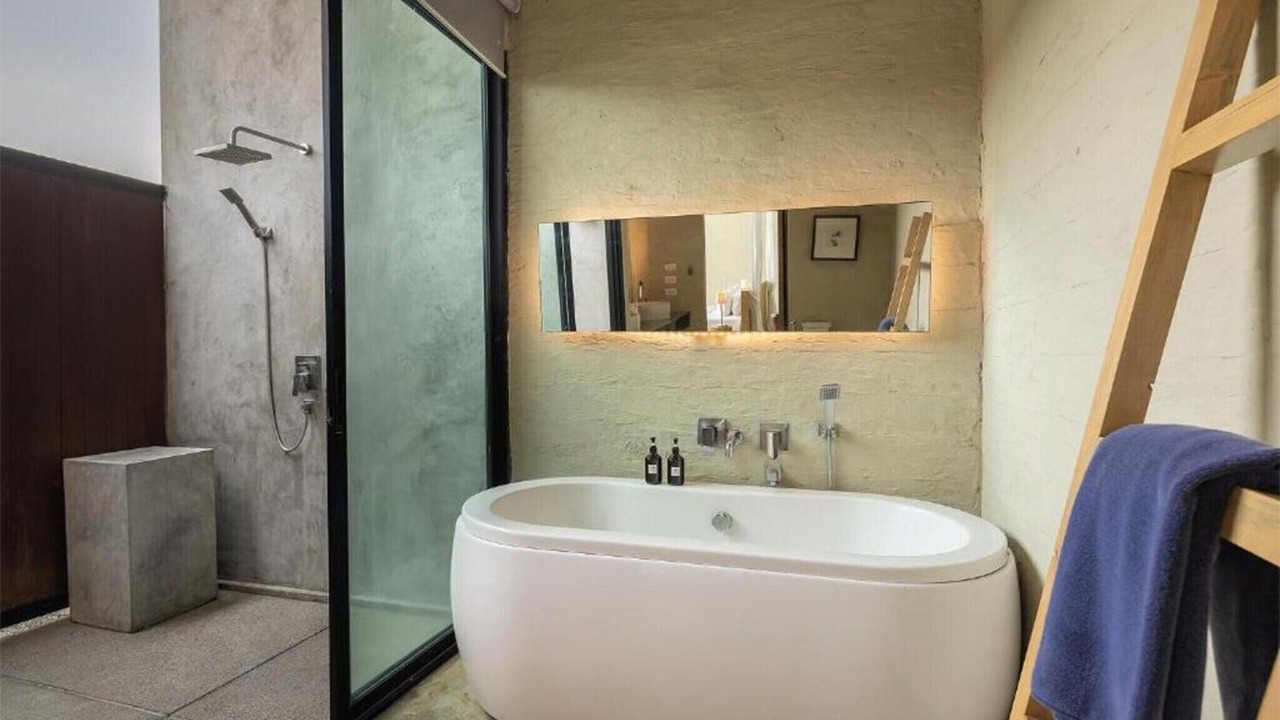 Photo of Bathroom in Na Kluea