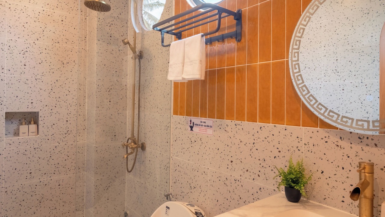 Photo of Bathroom in Cam Pho