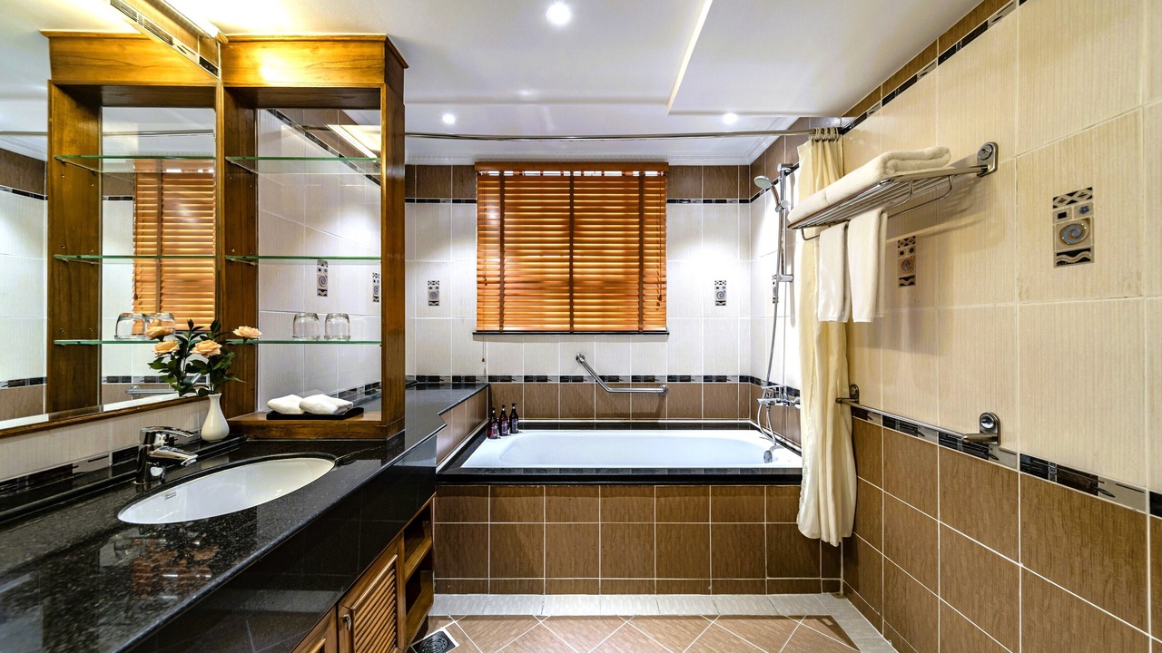 Photo of Bathroom in Phuong 6