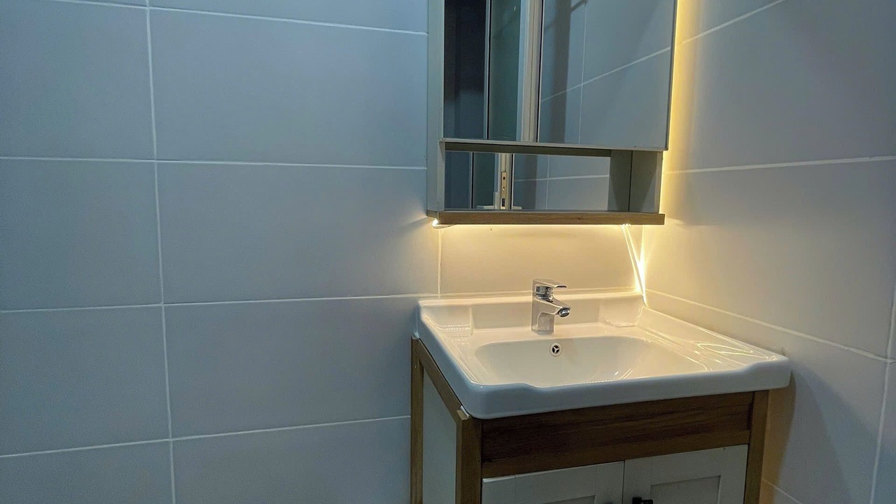 Photo of Bathroom in Downtown Ho Chi Minh City