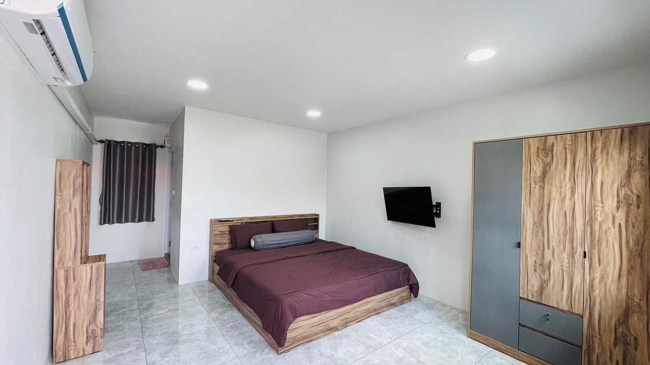 Photo of Bedroom in Pong