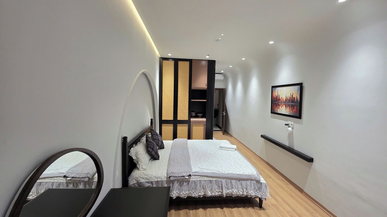 Photo of Bedroom in Hon Gai