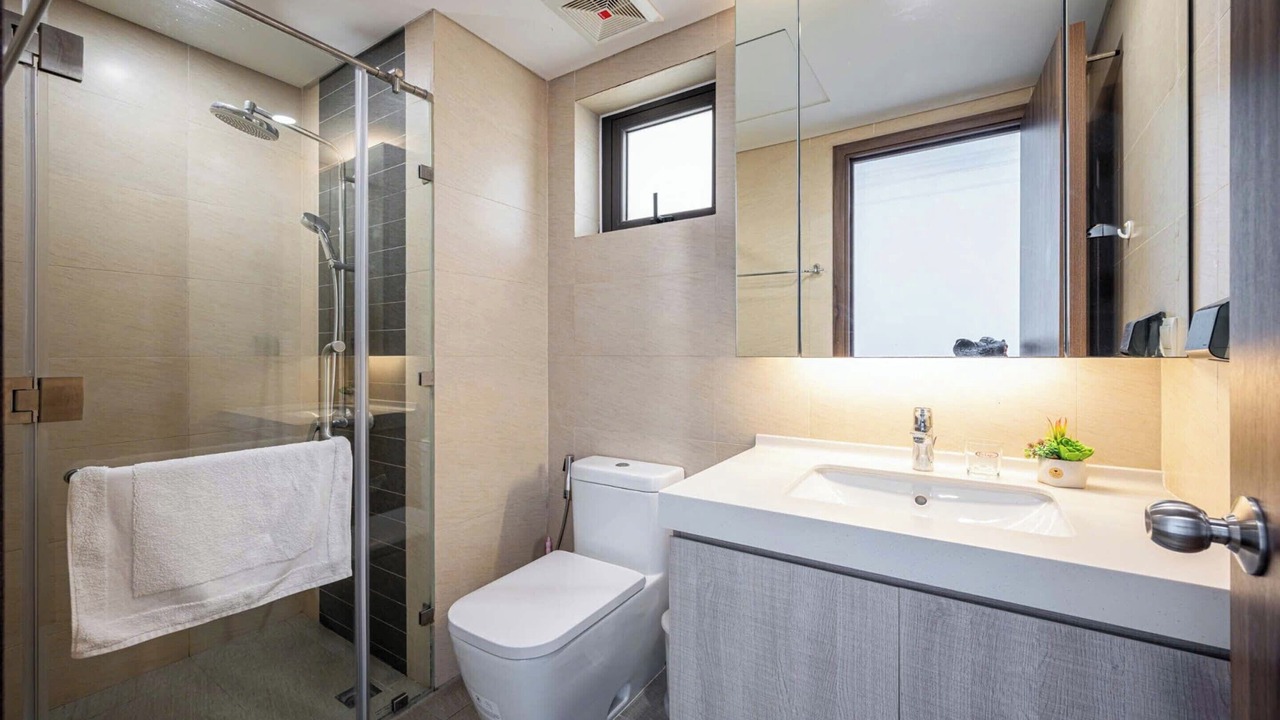 Photo of Bathroom in District 10